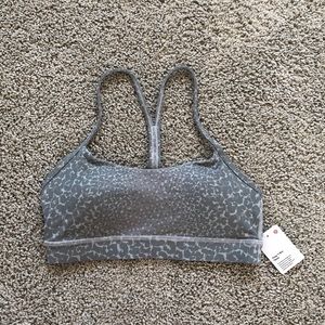 Lululemon Flow Y Bra - Size 6
